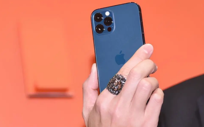 厚街镇苹果手机维修分享iPhone12系列重启方法教程 